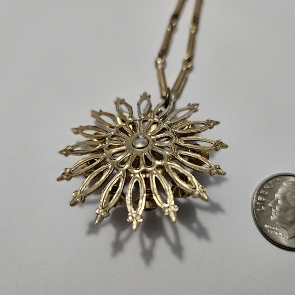 Vintage Ruby Rhinestone Brooch - Picture 9 of 10